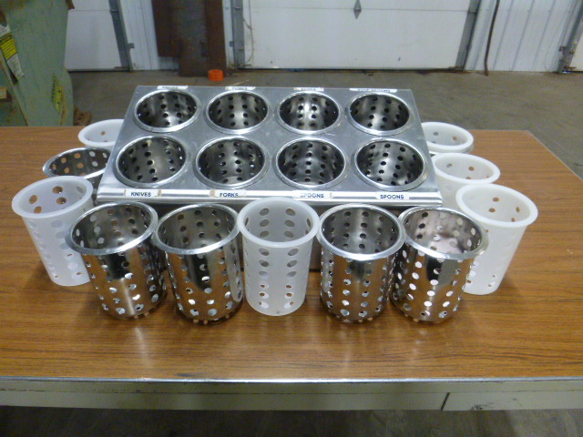 lot 126 image: 20 Silverware Cups and Trays