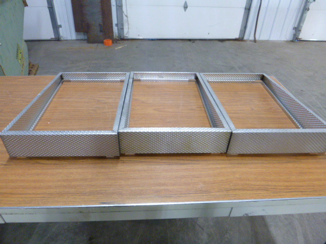lot 127 image: 3 Steam Table Risers