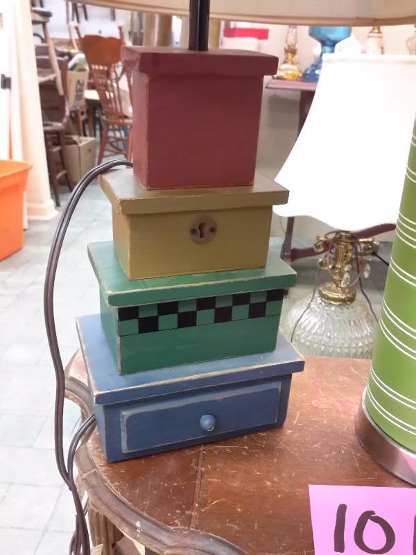 lot 101 image: 2 Mid Mod style bedside type lamps