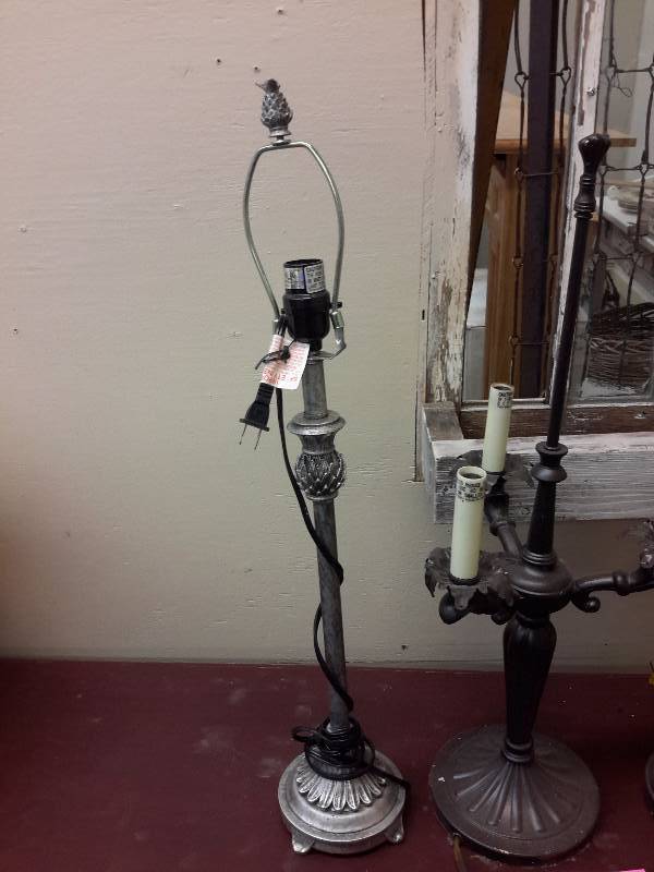 lot 106 image: 3 lamps as pictured. No shades. Untested.. Approx 25-27 in tall