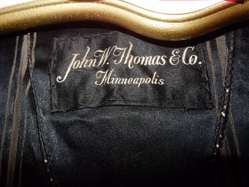 lot 131 image: We think this is Black Rabbit fur. From John W Thomas and Co in Minneapolis.