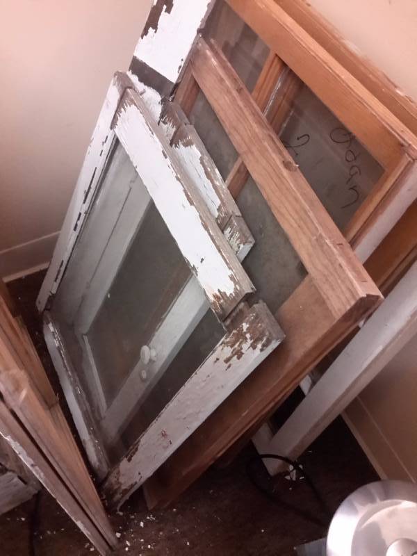 lot 171J image: Old and newer windows.. Wood frames.. See pictures