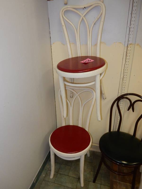 lot 156 image: 4, Older Chairs..