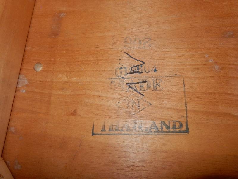 lot 157 image: 4, Older Chairs..