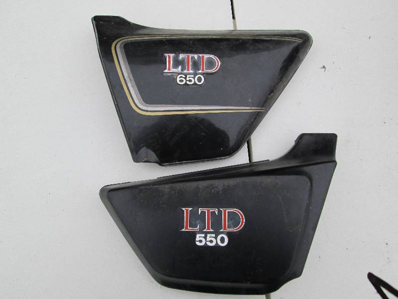 lot 16 image: Motorcycle Side Covers