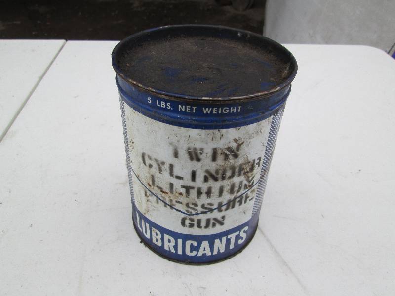 lot 37 image: Vintage Lubricant Can
