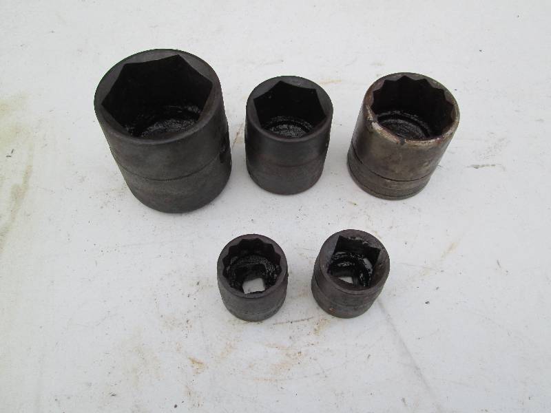 lot 58 image: 34 Drive Sockets