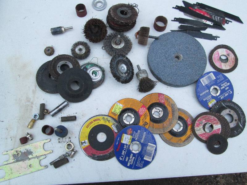 lot 90 image: Abrasive wheels