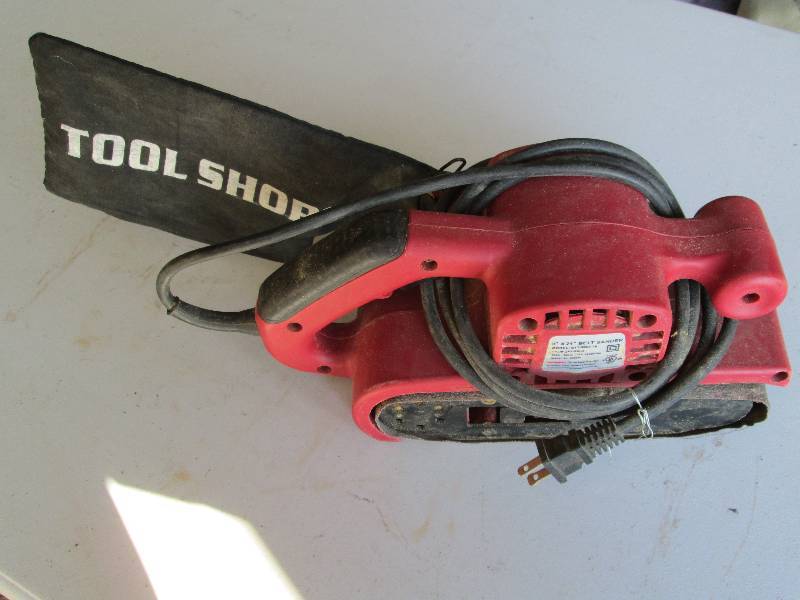 lot 100 image: Belt Sander