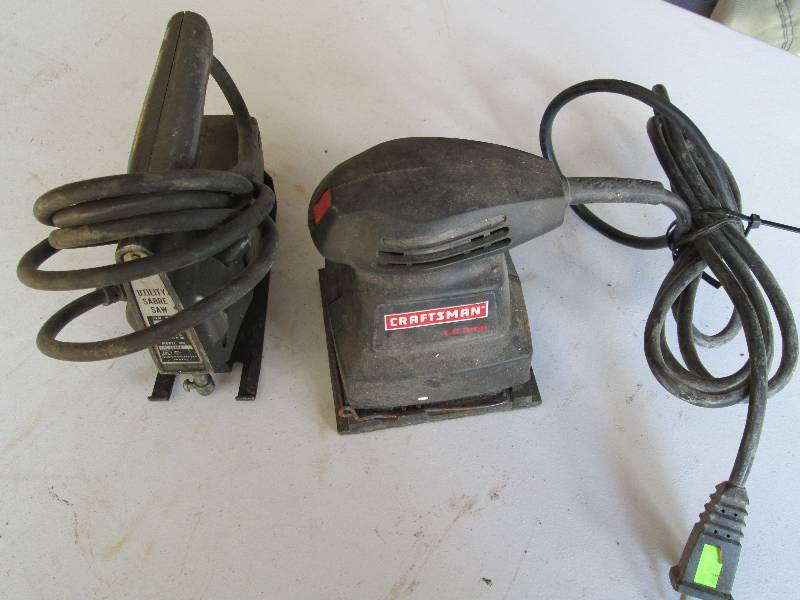 lot 101 image: Craftsman Pad Sander & Saber Saw