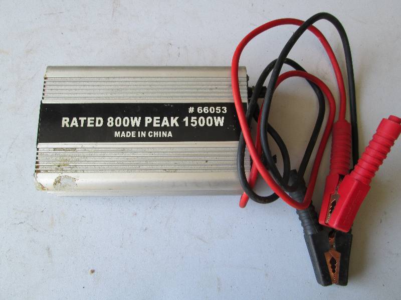 lot 115 image: 800W Power inverter