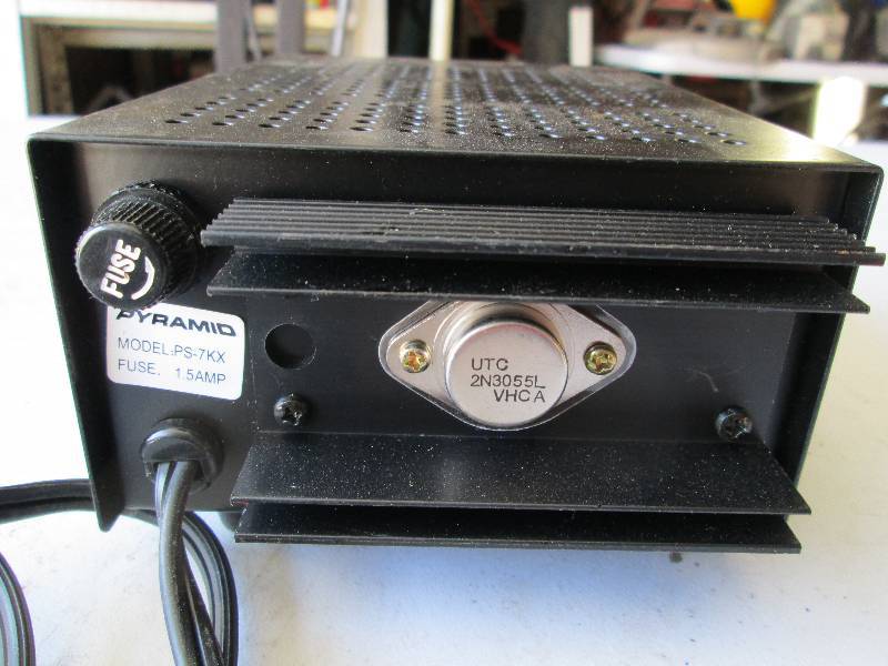 lot 116 image: 70w Pyramid Power inverter.
