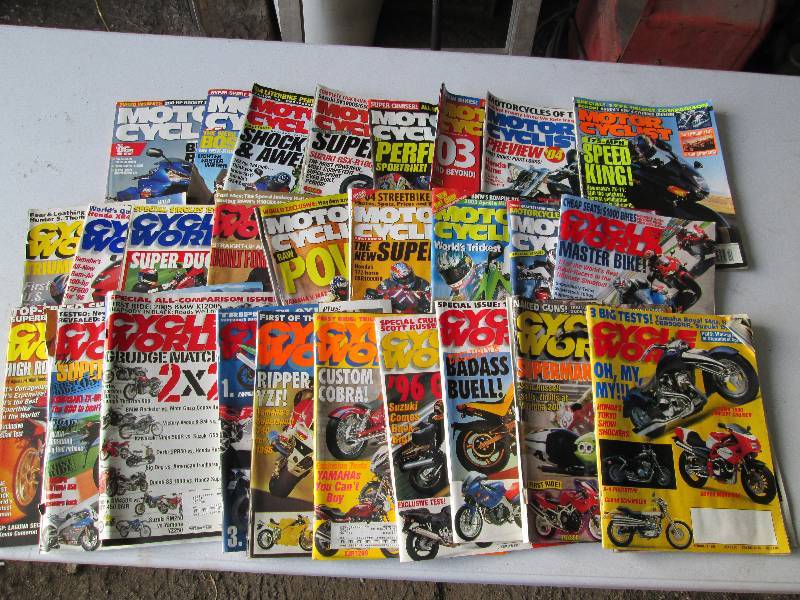 lot 129 image: Cycle World Magazines