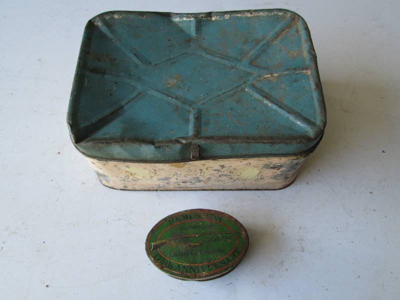 lot 143 image: Bread Tin