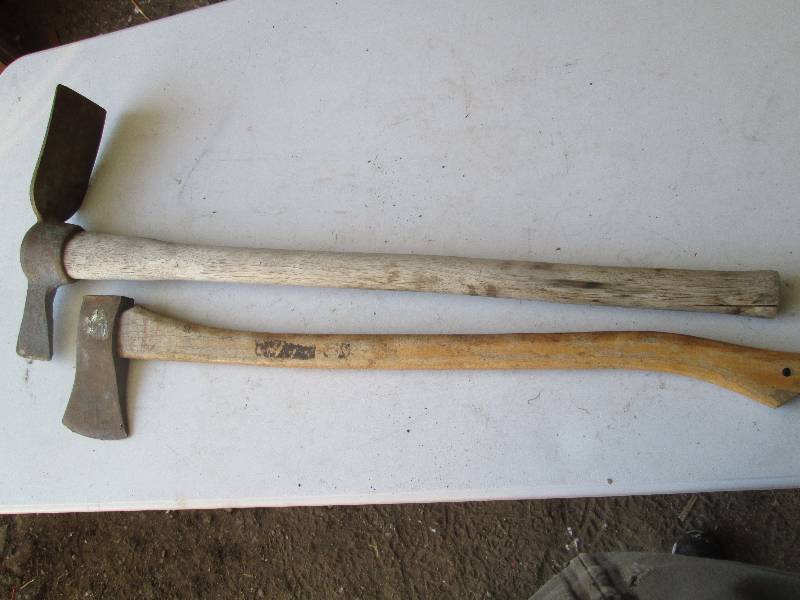 lot 147 image: Pick Axe & Axe