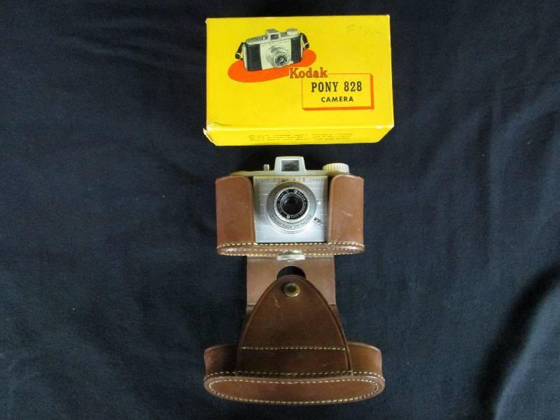 lot 155 image: Vintage Kodak 828 Camera