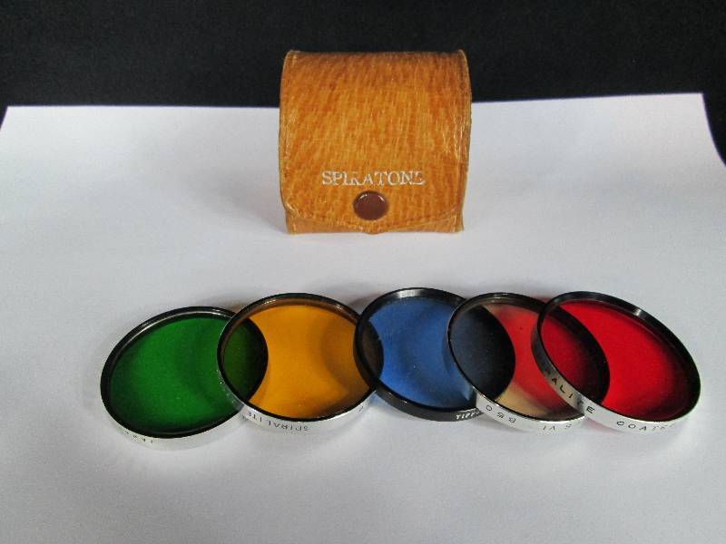 lot 164 image: Spiratone Camera Filters