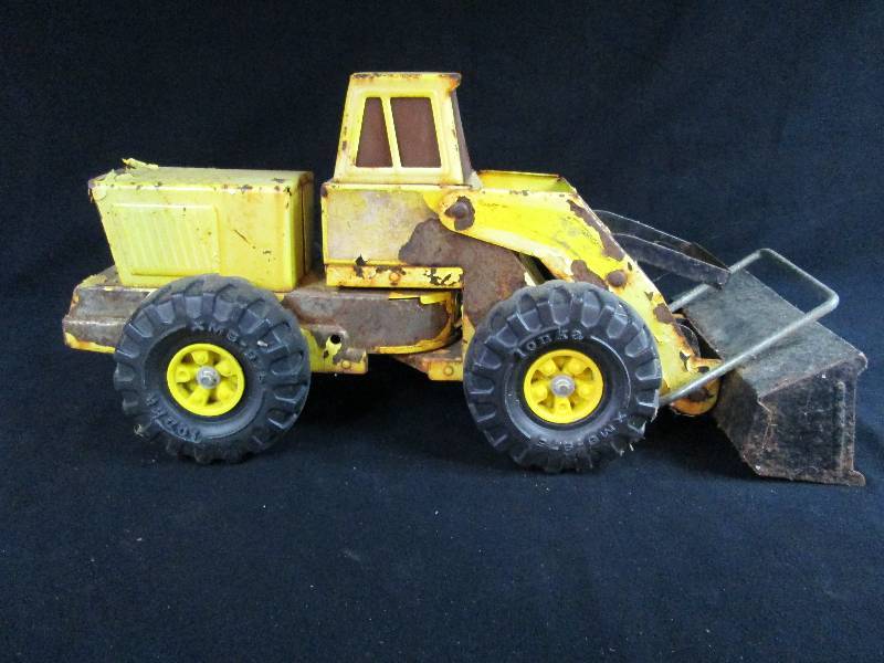 lot 178 image: Tonka Loader