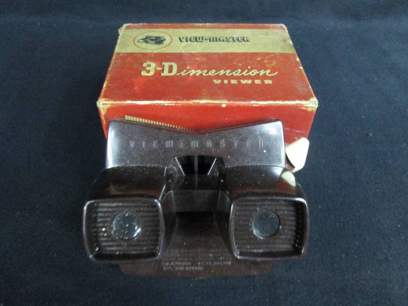 lot 205 image: View Master