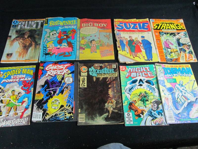 lot 231 image: 10 Comic Books