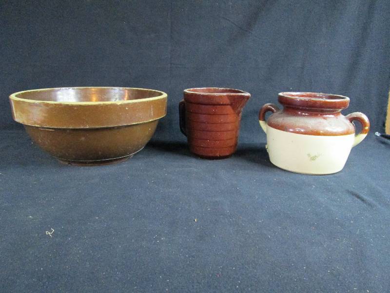 lot 244 image: Bean Pot Clay Pitcher