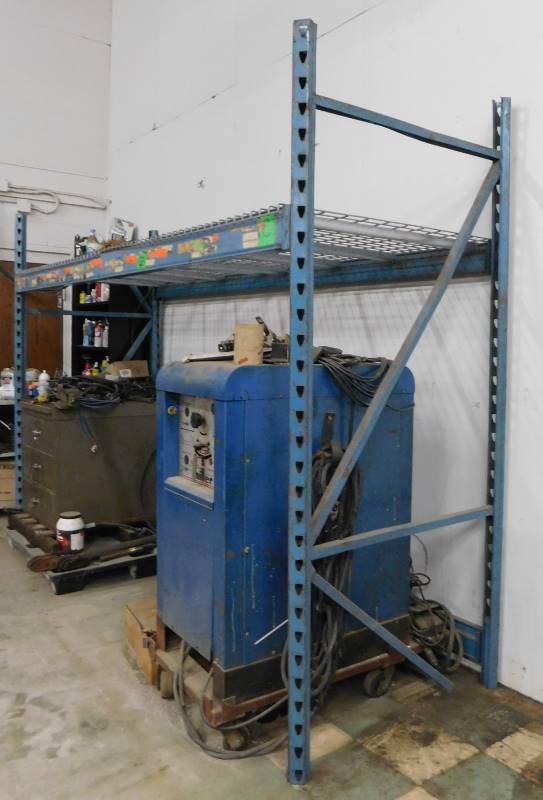 lot 8 image: Pallet Racking