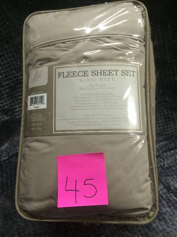 lot 45 image: Life Comfort Fleece Sheet Set - 6pc King crme color
