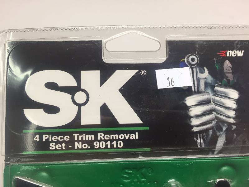 lot 16 image: S-K TRIM REMOVAL TOOL KIT