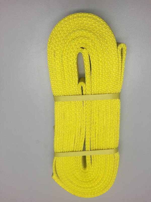 lot 25 image: BOXER TOW STRAP, 2X30 BREAKING STRENGTH 20,000LBS