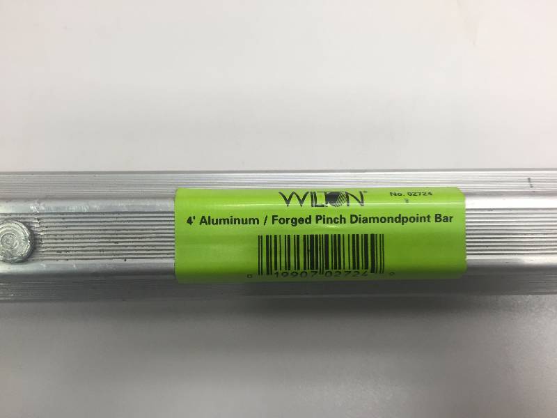 lot 26 image: WILTON 4 ALUMINUMFORGED DIAMOND PINCH BAR