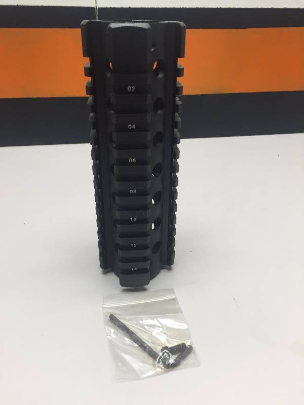 lot 30 image: AR15 SERIES RAIL 6.75 NEW