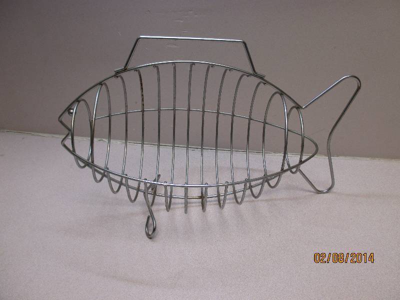 Metal Fish Basket....