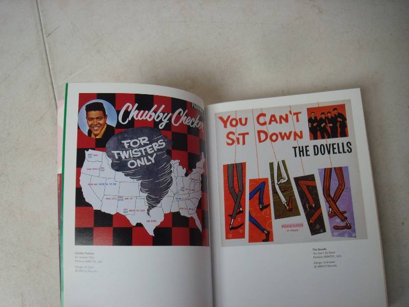 1000 Record Covers Book...