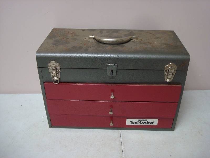 Tool Box, Shows Wear, Drawers Get Stuck...