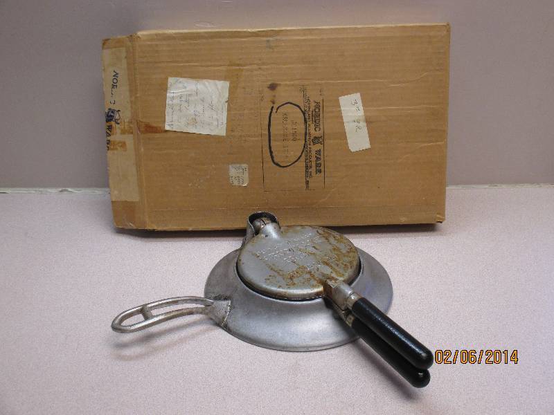 Vintage Nordic Ware Krumkake Iron, Used, Show...