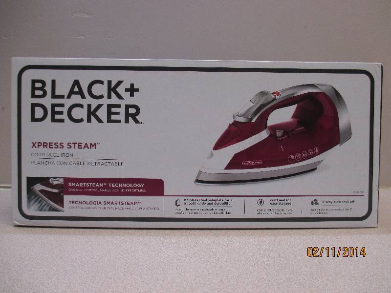 Black And Decker Steam Iron, Looks New Unused...