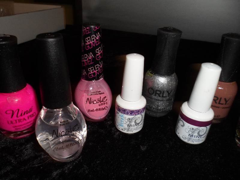 Lot of 17 Bottles of Nail Polish