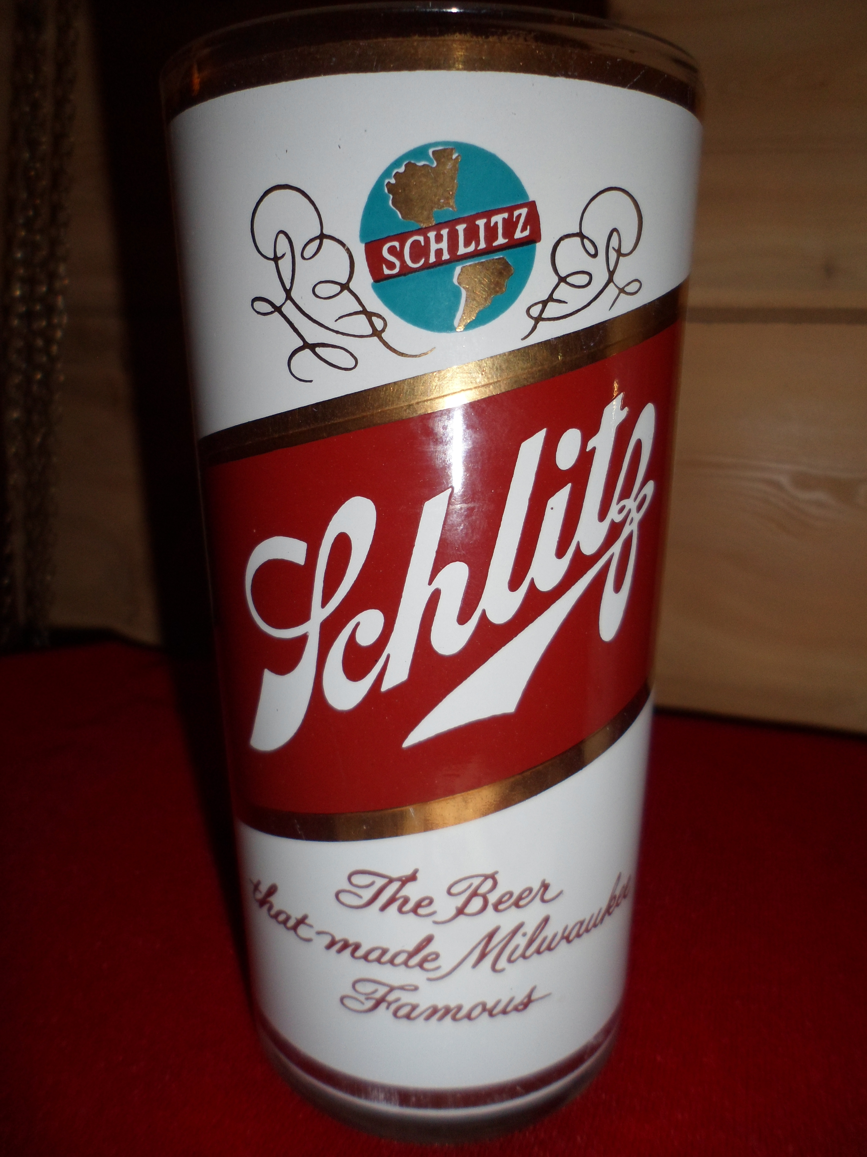 Vintage Schlitz Beer Glasses & Coasters...