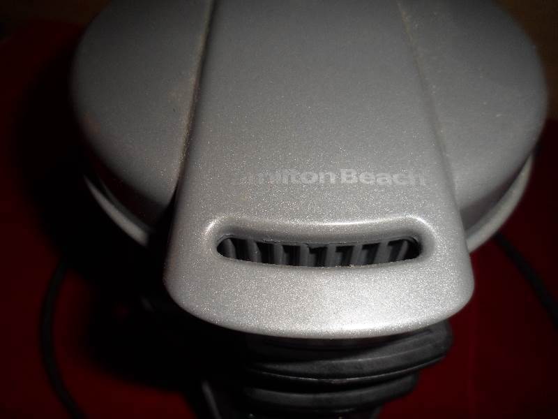 Hamilton Beach Breakfast Sandwich Maker...