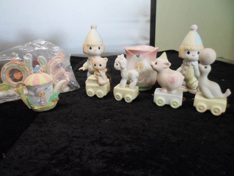 Large Precious Moments Lot