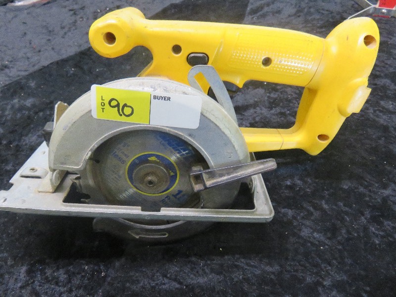 Dewalt Saw