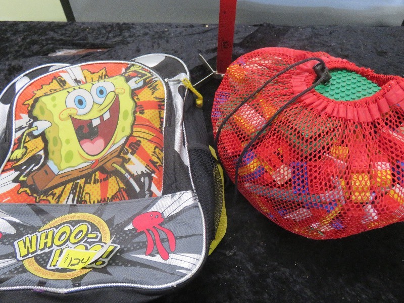 Sponge Bob Backpack wlegos Inside