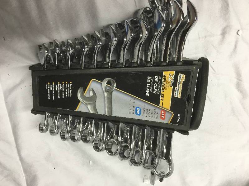 lot 80 image: Performance Tool 22-Piece CR-V Wrench Set