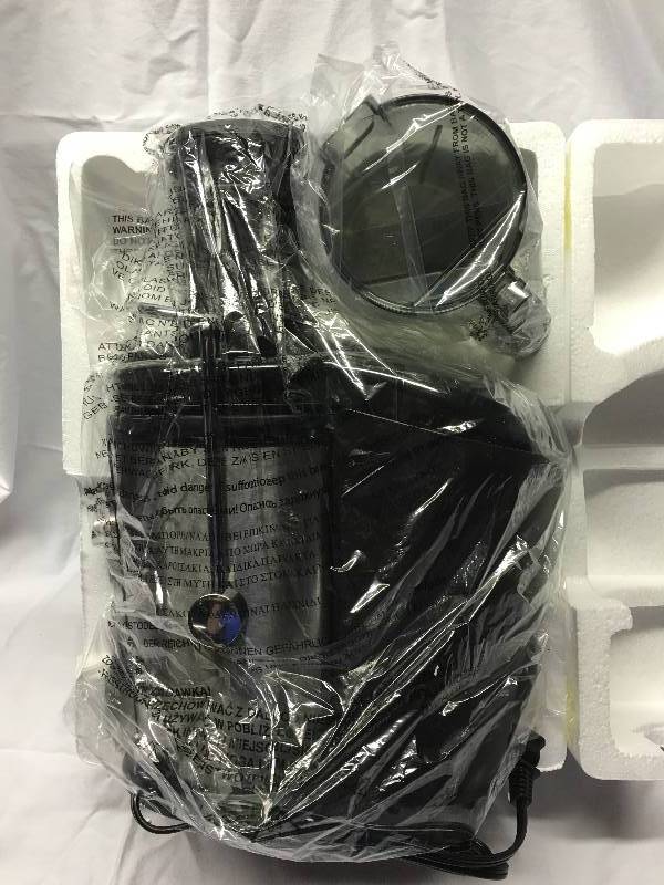 lot 20 image: Chefs Mark Deluxe Stainless Steel Juicer