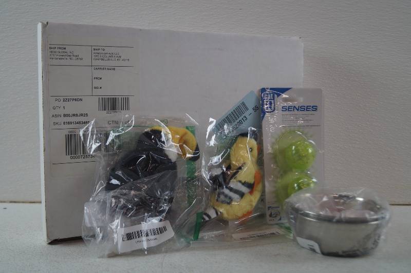 Blanket, Cat Toys, FoodWater Bowls
