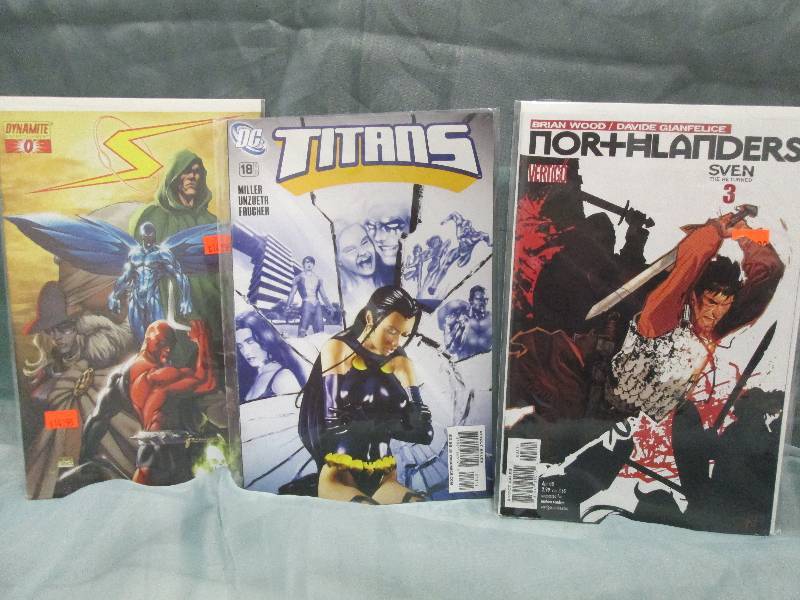 Comic Book lot of 3 books- vary...