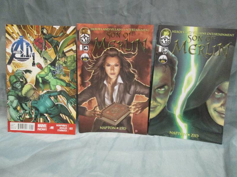 Comic Book lot of 3 books- vary...
