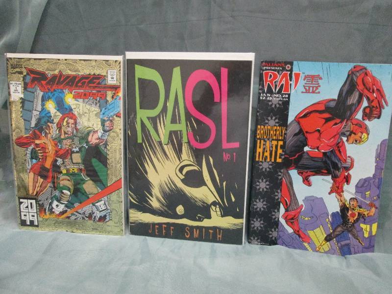 Comic Book lot of 3 books- vary...