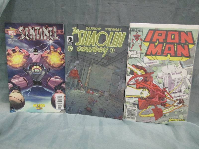 Comic Book lot of 3 books- vary...