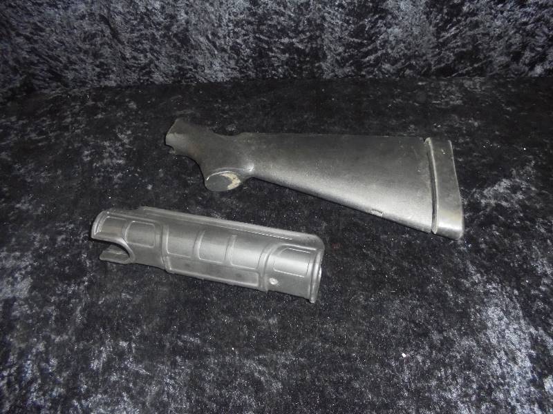 Mossberg Stock & Forearm, 12g.